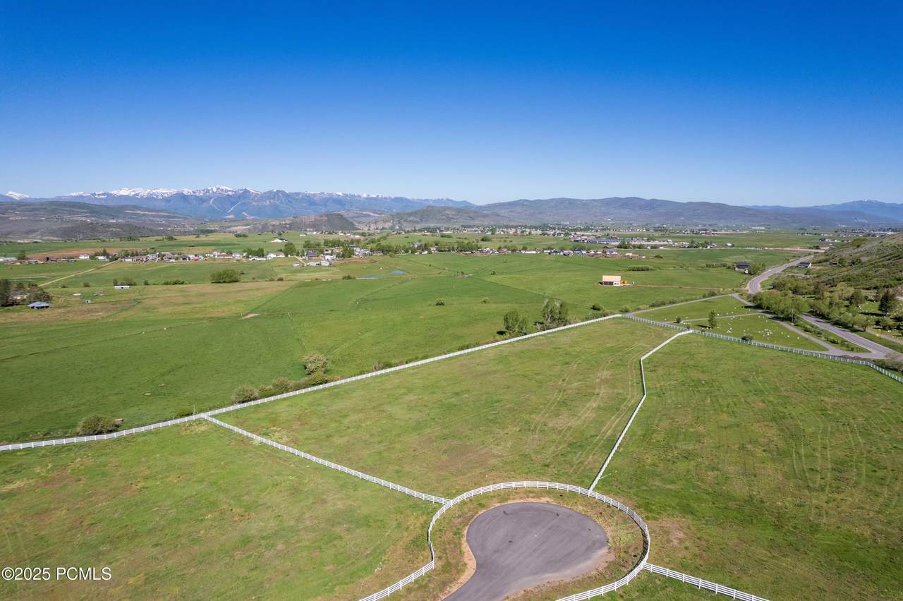 https://bt-photos.global.ssl.fastly.net/parkcity/1280_boomver_4_12504039-2.jpg