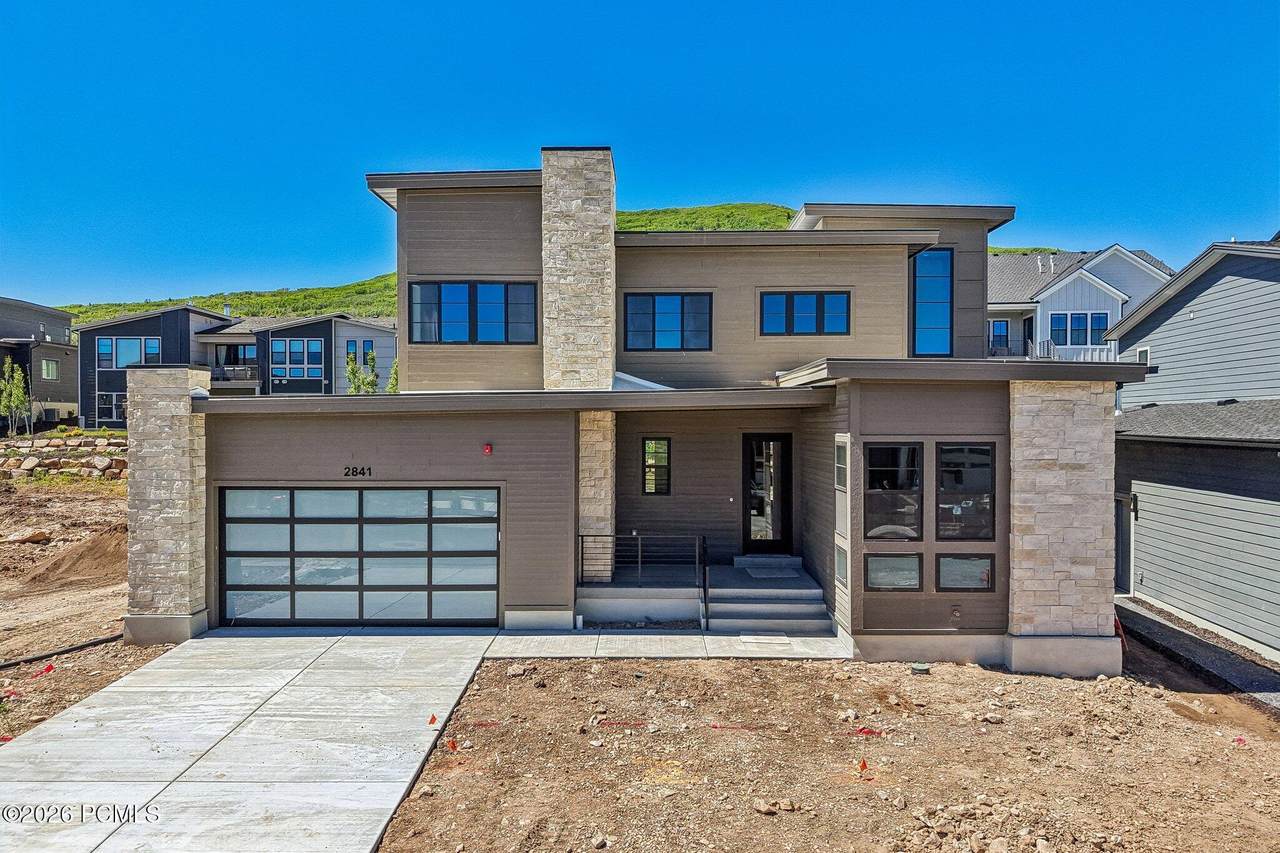 2841 Piper Way - Photo 1