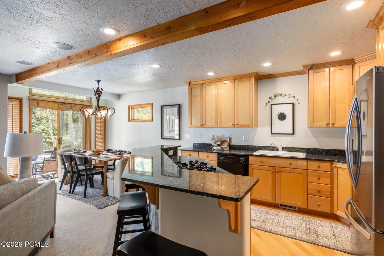 https://bt-photos.global.ssl.fastly.net/parkcity/1280_boomver_3_12504444-2.jpg