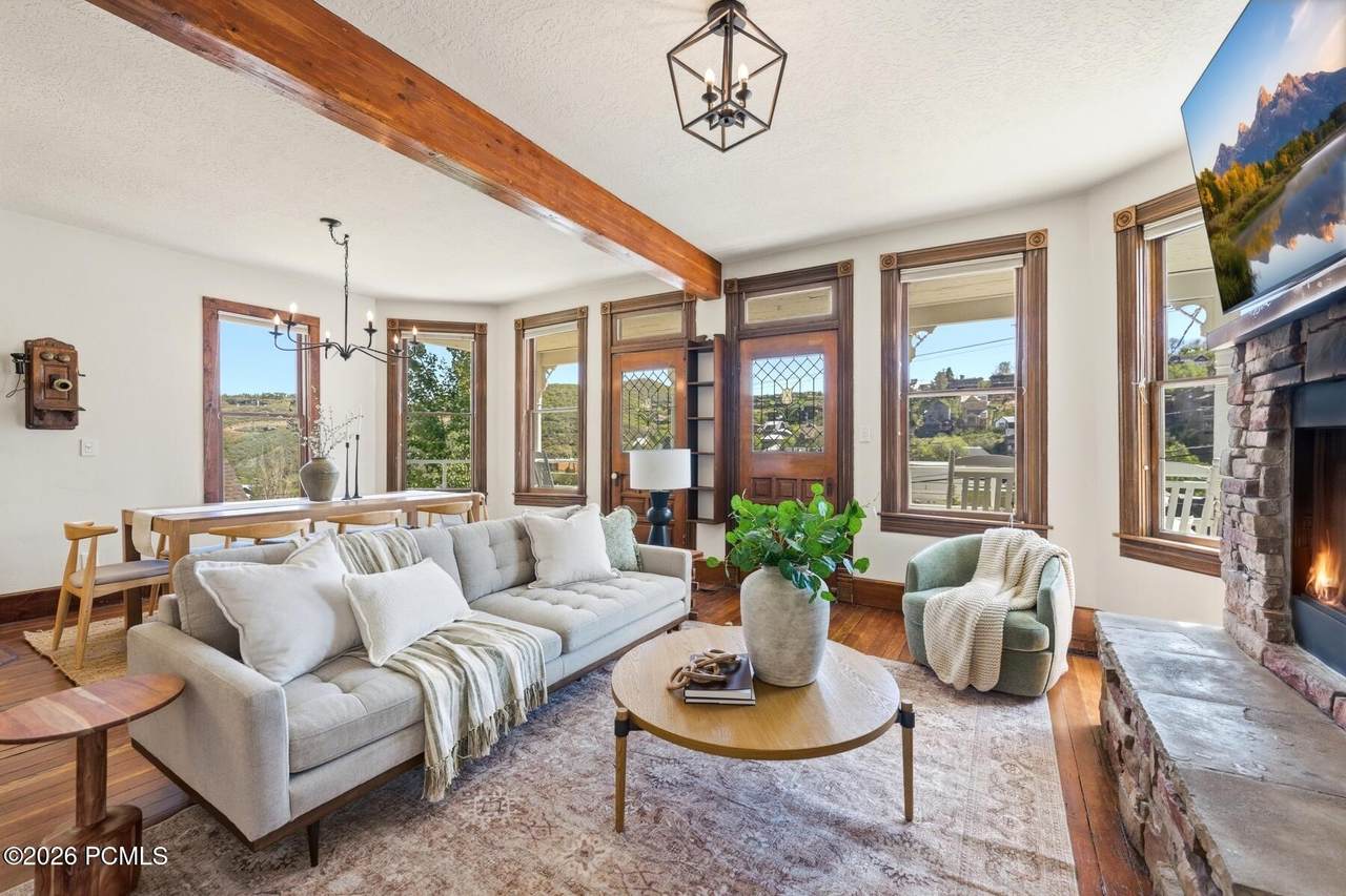 https://bt-photos.global.ssl.fastly.net/parkcity/1280_boomver_4_12600104-2.jpg