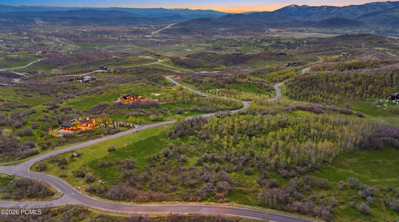 https://bt-photos.global.ssl.fastly.net/parkcity/1280_boomver_3_12600461-2.jpg