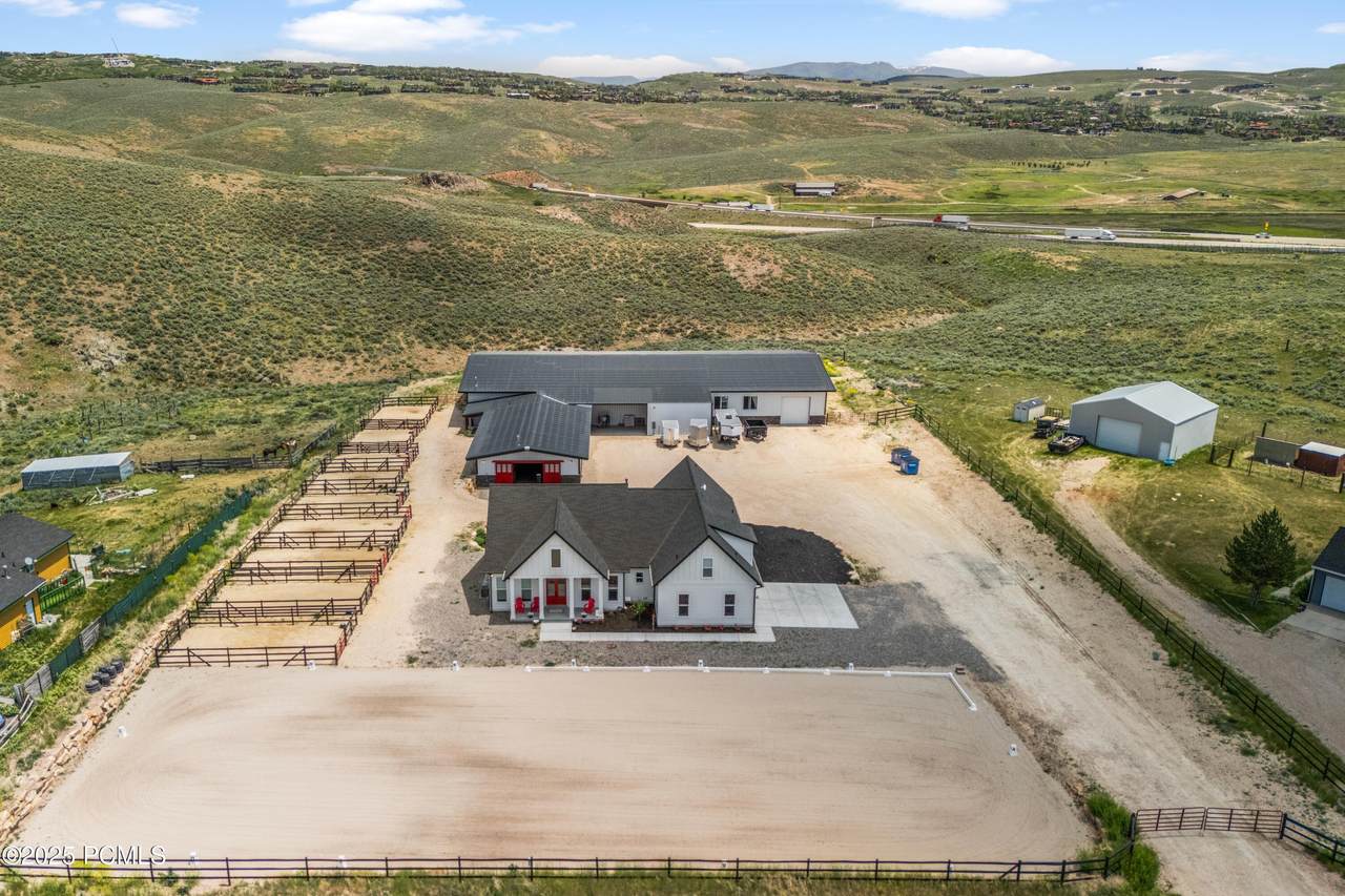 https://bt-photos.global.ssl.fastly.net/parkcity/1280_boomver_3_12600832-2.jpg
