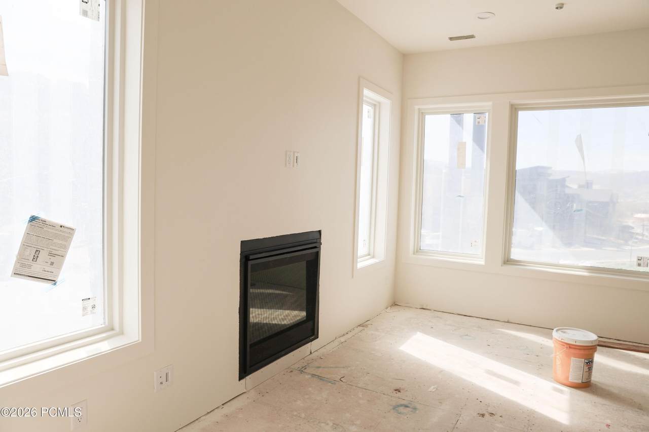 https://bt-photos.global.ssl.fastly.net/parkcity/1280_boomver_2_12601280-2.jpg