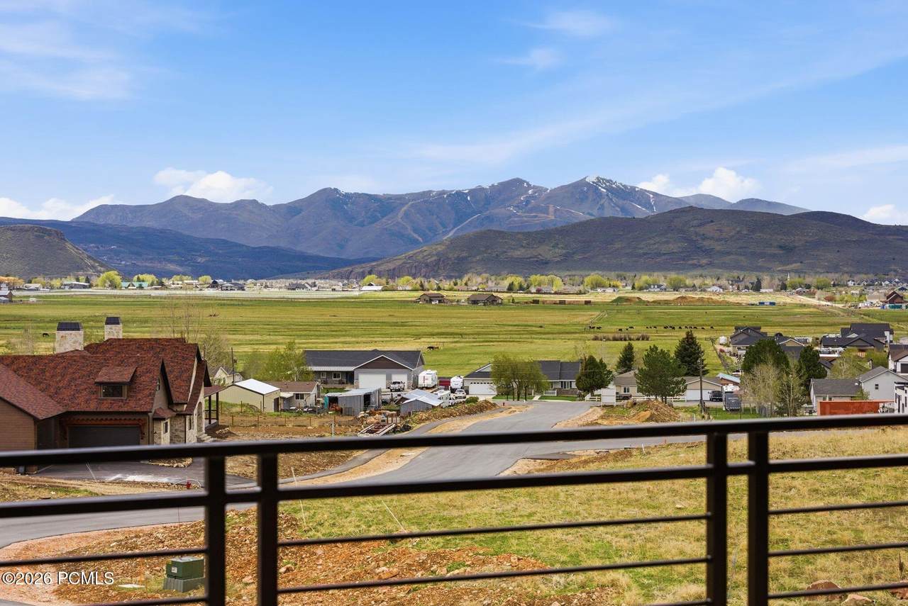 https://bt-photos.global.ssl.fastly.net/parkcity/1280_boomver_4_12601556-2.jpg