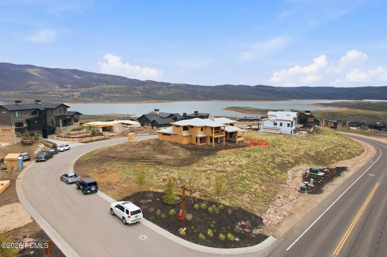 https://bt-photos.global.ssl.fastly.net/parkcity/1280_boomver_3_12601666-2.jpg