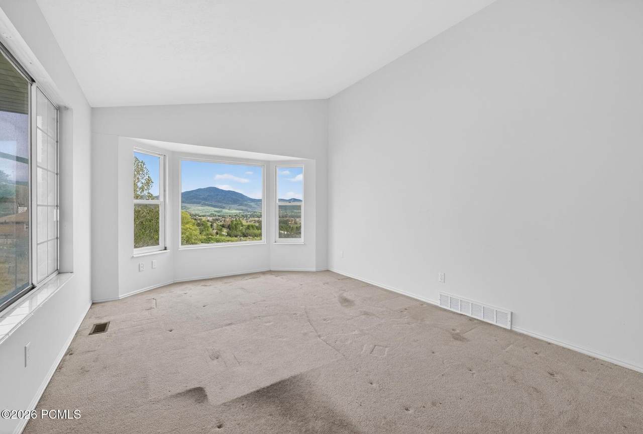 https://bt-photos.global.ssl.fastly.net/parkcity/1280_boomver_3_12601992-2.jpg
