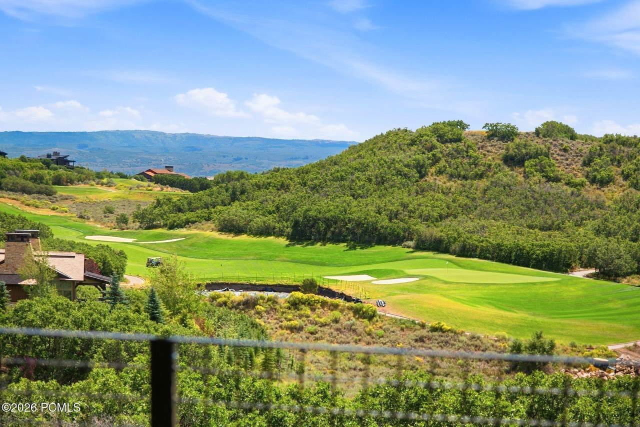 https://bt-photos.global.ssl.fastly.net/parkcity/1280_boomver_2_12602217-2.jpg