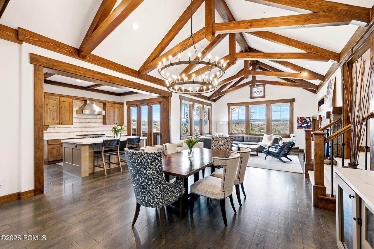 https://bt-photos.global.ssl.fastly.net/parkcity/1280_boomver_3_12603213-2.jpg