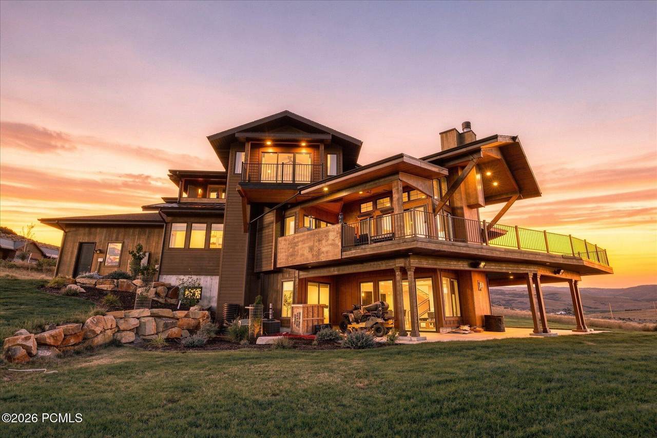 https://bt-photos.global.ssl.fastly.net/parkcity/1280_boomver_2_12603735-2.jpg