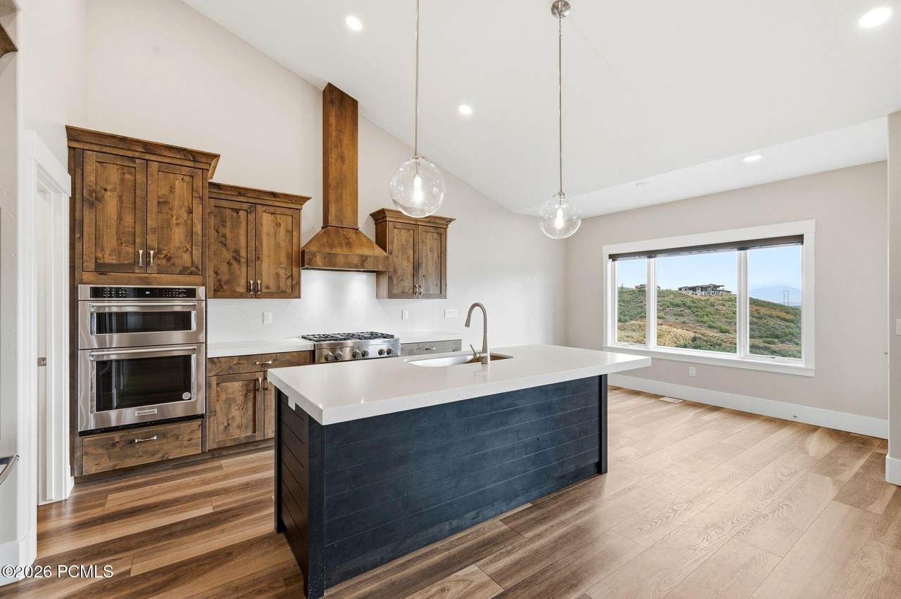 https://bt-photos.global.ssl.fastly.net/parkcity/1280_boomver_4_12604297-2.jpg