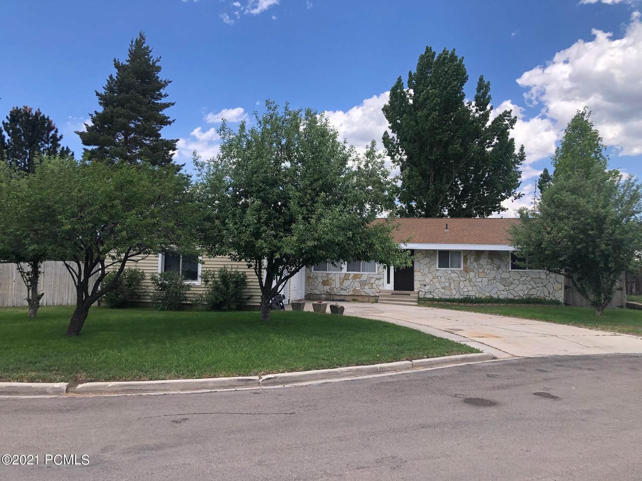 173 Antelope Drive - Photo 1