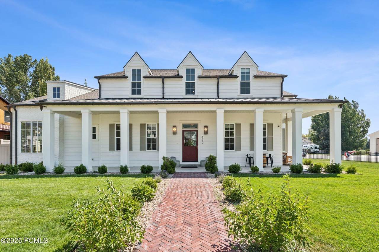 520 Pine Canyon Road - Photo 1