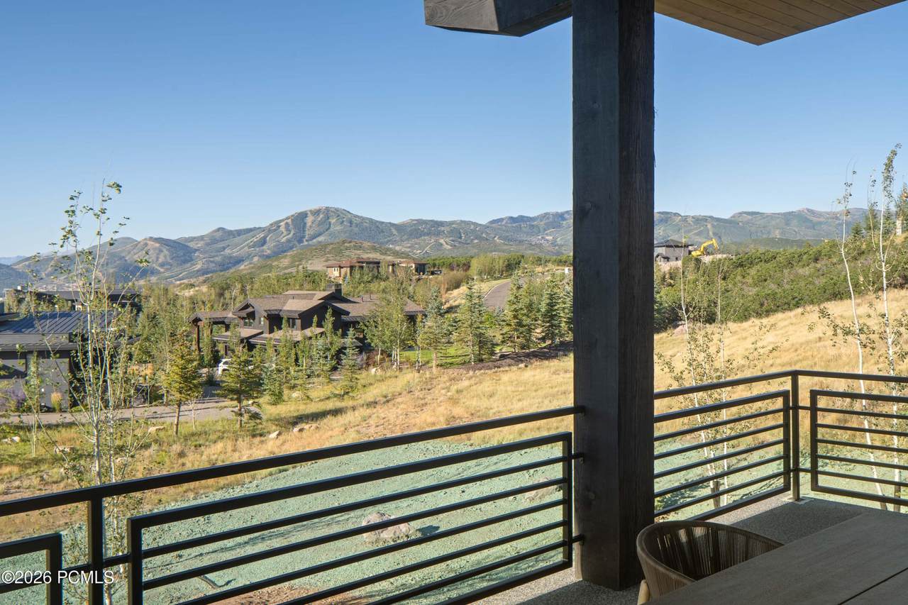 https://bt-photos.global.ssl.fastly.net/parkcity/1280_boomver_5_12503940-2.jpg