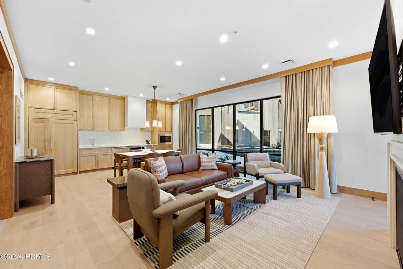 https://bt-photos.global.ssl.fastly.net/parkcity/1280_boomver_4_12504957-2.jpg