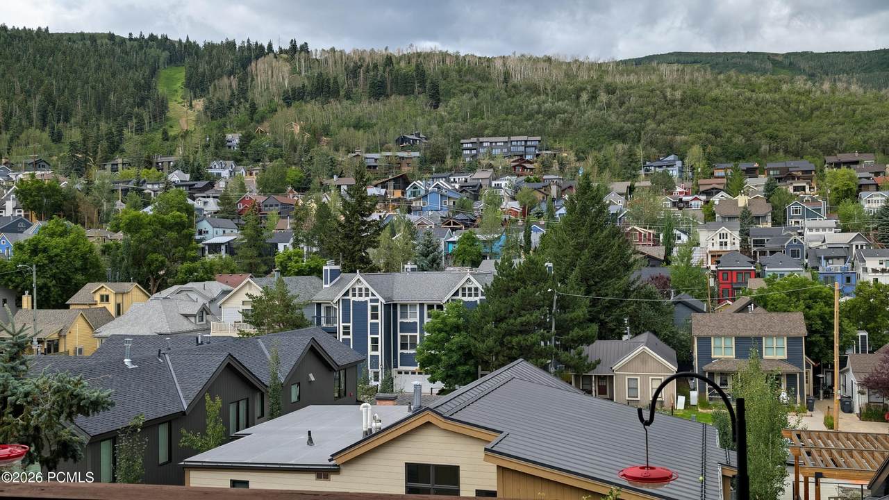 https://bt-photos.global.ssl.fastly.net/parkcity/1280_boomver_3_12603032-2.jpg
