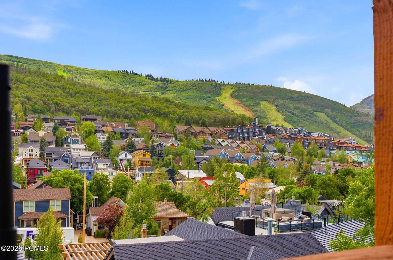 https://bt-photos.global.ssl.fastly.net/parkcity/1280_boomver_3_12603032-2.jpg