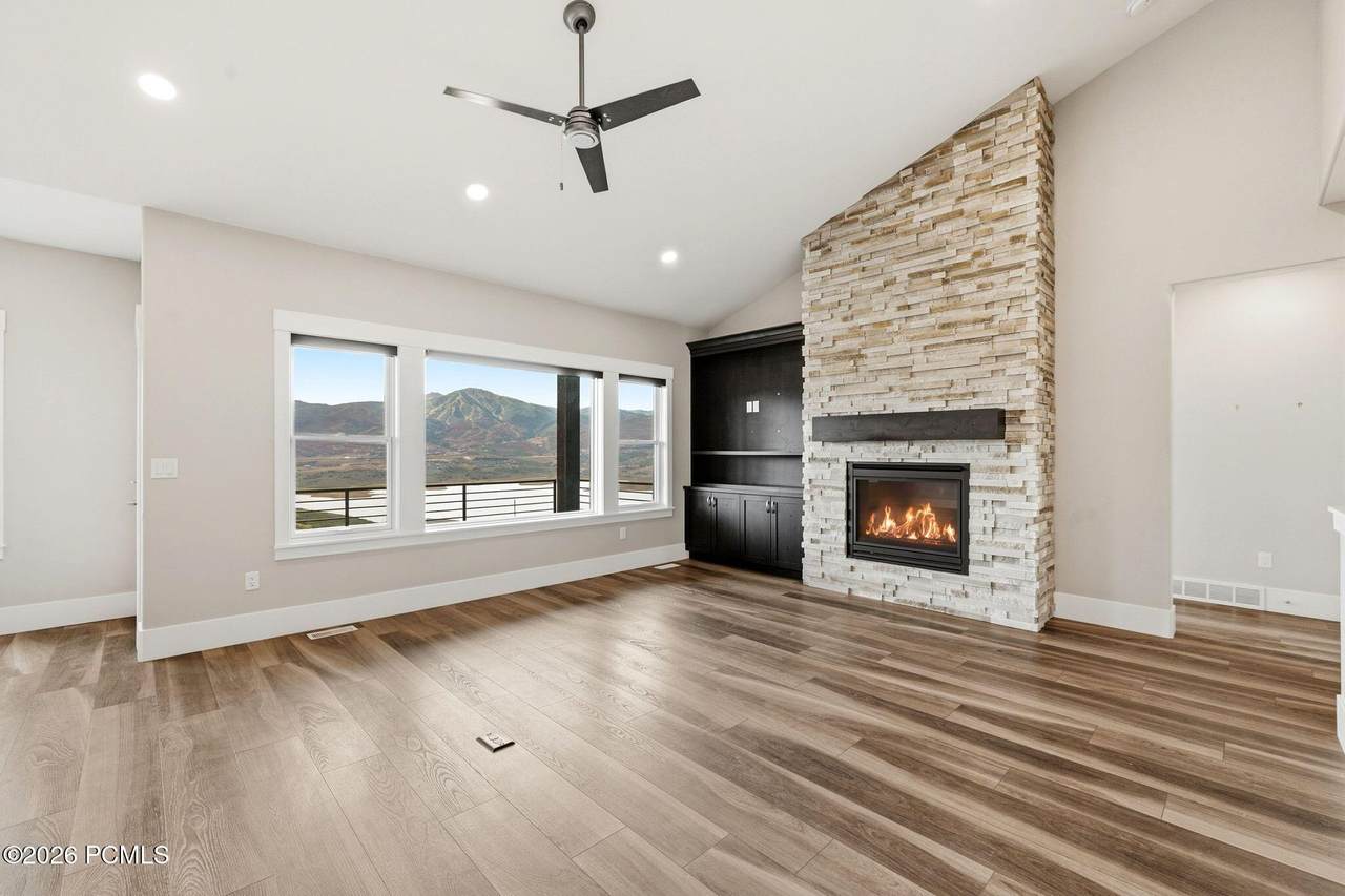 https://bt-photos.global.ssl.fastly.net/parkcity/1280_boomver_4_12604297-2.jpg