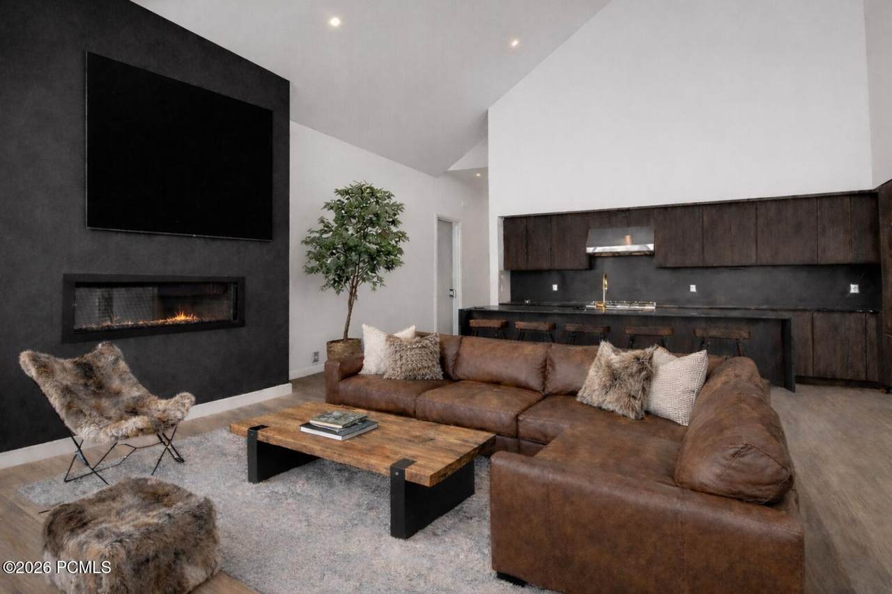 https://bt-photos.global.ssl.fastly.net/parkcity/1280_boomver_5_12501584-2.jpg
