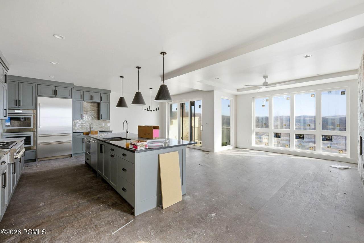 https://bt-photos.global.ssl.fastly.net/parkcity/1280_boomver_6_12500942-2.jpg
