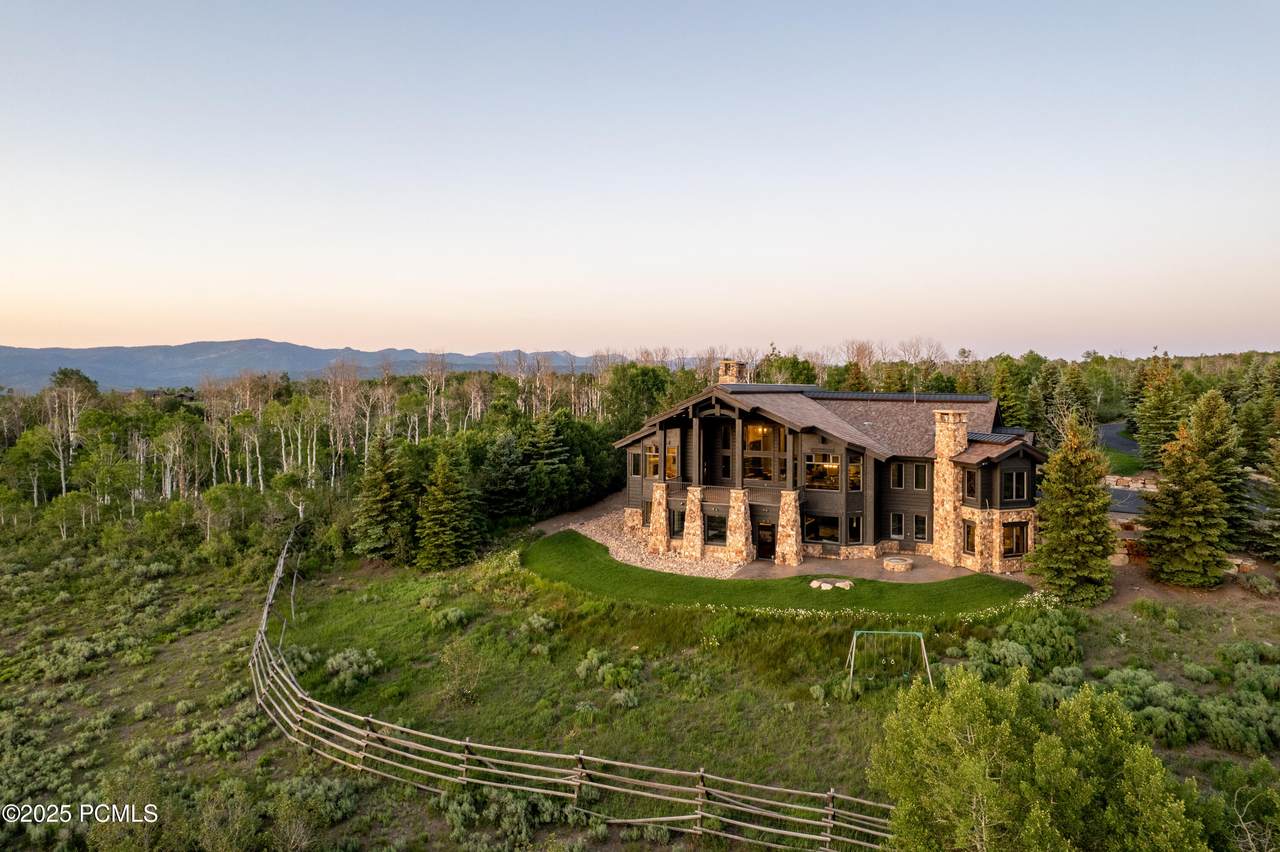 9156 Forest Creek Road - Photo 1