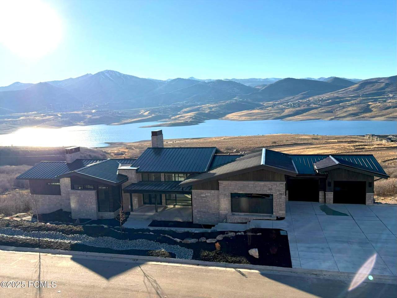 688 Longview Drive - Photo 1