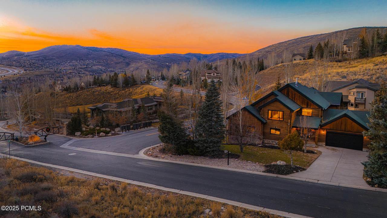 https://bt-photos.global.ssl.fastly.net/parkcity/1280_boomver_7_12504833-2.jpg