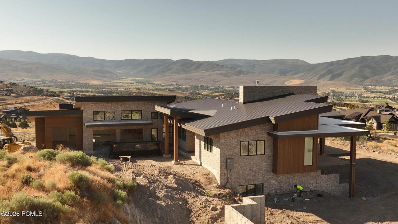 https://bt-photos.global.ssl.fastly.net/parkcity/1280_boomver_8_12600142-2.jpg