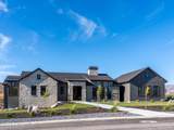 6188 Hummingbird Point - Photo 2