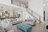 268 1400 W - Photo 14