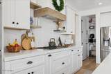 268 1400 W - Photo 16