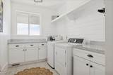 268 1400 W - Photo 21