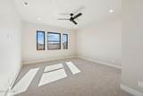 1021 Vissen Way - Photo 18
