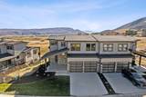 1021 Vissen Way - Photo 3