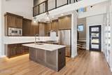 1021 Vissen Way - Photo 8