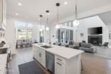1747 Thompson Peak Circle - Photo 8