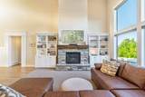 11177 Miriam Oaks Drive - Photo 18