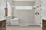 174 620 W - Photo 34