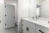 6885 Woods Rose Drive - Photo 22