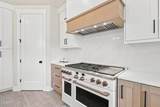 329 1980 N - Photo 24