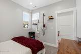 707 1490 E - Photo 29