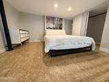 346 W Pierpont Avenue - Photo 11