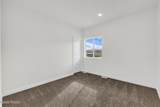 7076 Woods Rose Drive - Photo 19