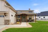 560 Aspen Road - Photo 3