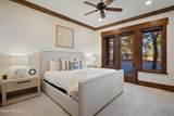 685 Hollyhock Street - Photo 34