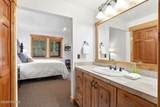 1000 Park Avenue - Photo 25