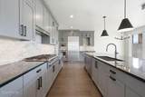 1906 Mochila Circle - Photo 8
