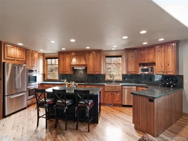 5805 Trailside Drive - Photo 1