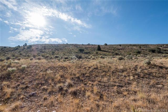 6770 Cliff View Court - Photo 1
