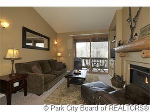 1600 Pinebrook Blvd - Photo 1