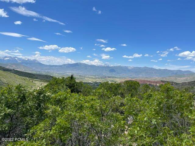 7590 Oakview Drive - Photo 1
